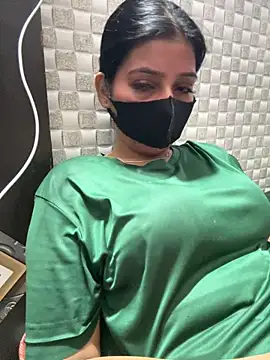 Hot Jaanvi  online show from April 28, 3:49 pm