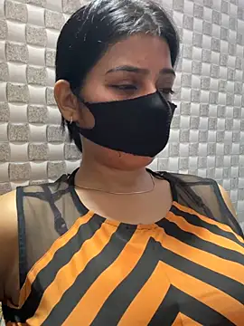Hot Jaanvi  online show from July 13, 4:23 am