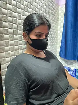 Hot Jaanvi  online show from March 27, 10:49 am