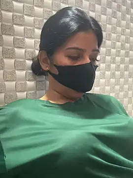 Hot Jaanvi  online show from May 21, 4:32 am