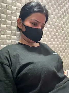 Hot Jaanvi  online show from June 12, 4:32 am