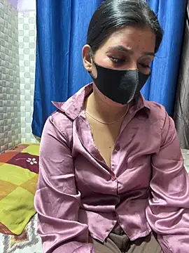 Hot Jaanvi  online show from April 7, 4:31 pm