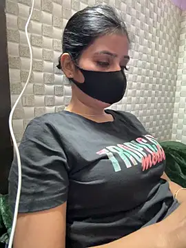 Hot Jaanvi  online show from April 30, 4:25 pm