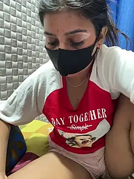 Hot Jaanvi  online show from April 14, 5:56 am