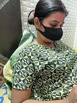 Hot Jaanvi  online show from April 11, 4:09 am