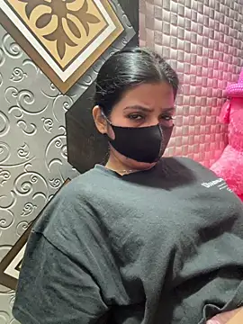 Hot Jaanvi  online show from March 23, 3:28 am