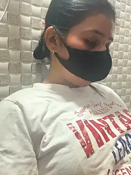 Hot Jaanvi  online show from April 23, 5:25 am