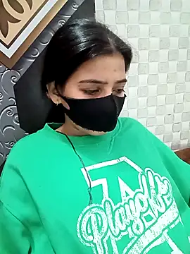 Snapshot of Hot_Jaanvi_ chatting on November 12, 4:33 pm Hot Jaanvi online show from November 12, 4:33 pm