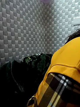 Snapshot of Hot_Jaanvi_ chatting on December 2, 3:52 am Hot Jaanvi online show from December 2, 3:52 am