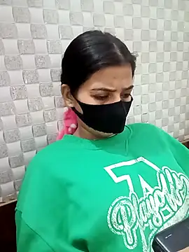 Snapshot of Hot_Jaanvi_ chatting on November 21, 5:28 am Hot Jaanvi online show from November 21, 5:28 am