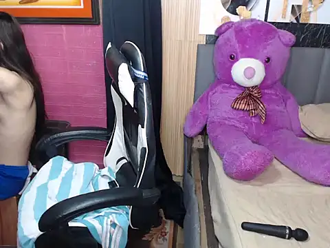 Raffa ella69 online show from March 12, 1:48 pm