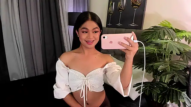 Snapshot of AsianHugecockAnna chatting on November 8, 11:03 am AsianHugecockAnna online show from November 8, 11:03 am