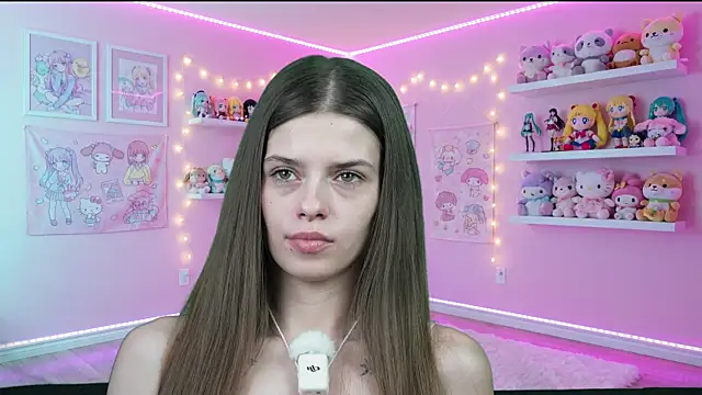 sukie spooky online show from April 16, 10:05 am