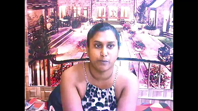 Snapshot of IndianChocolatepie4u chatting on October 3, 5:31 am IndianChocolatepie4u online show from October 3, 5:31 am