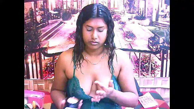 Snapshot of IndianChocolatepie4u chatting on October 8, 5:20 am IndianChocolatepie4u online show from October 8, 5:20 am