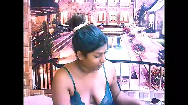 Snapshot of IndianChocolatepie4u chatting on October 13, 5:31 am IndianChocolatepie4u online show from October 13, 5:31 am