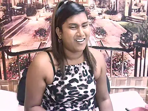 Snapshot of IndianChocolatepie4u chatting on September 13, 5:18 am IndianChocolatepie4u online show from September 13, 5:18 am