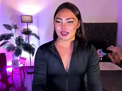 Unique Maya online show from April 23, 2:40 pm