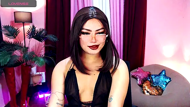 Unique Maya online show from October 23, 8:13 am