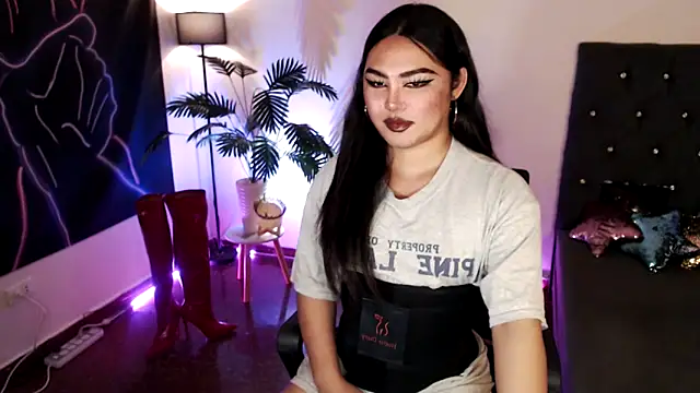 Unique Maya online show from February 28, 7:24 pm