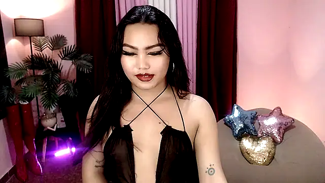 Unique Maya online show from November 15, 3:16 pm