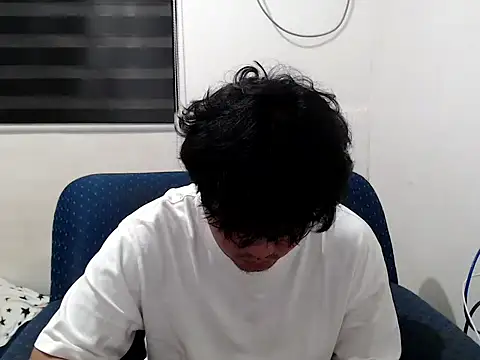 Snapshot of tastylicious_John19 chatting on September 10, 5:12 pm tastylicious John19 online show from September 10, 5:12 pm