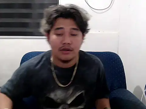 Snapshot of tastylicious_John19 chatting on November 11, 2:34 pm tastylicious John19 online show from November 11, 2:34 pm