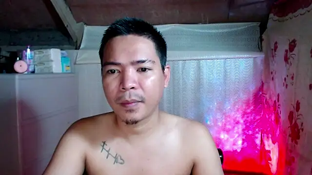 Snapshot of MANIACasianX chatting on October 1, 10:09 am MANIACasianX online show from October 1, 10:09 am