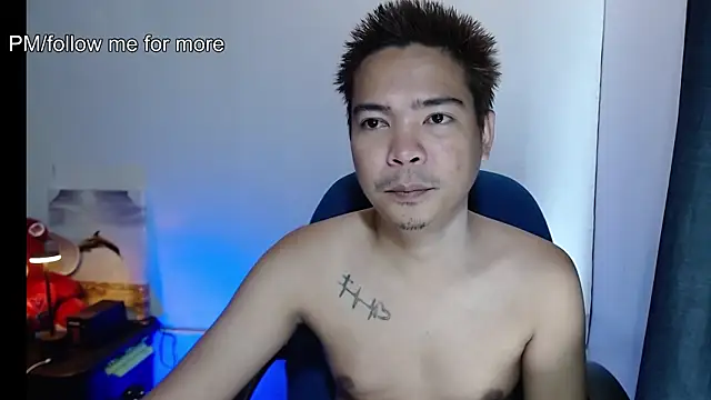 Snapshot of MANIACasianX chatting on July 14, 9:10 pm MANIACasianX online show from July 14, 9:10 pm