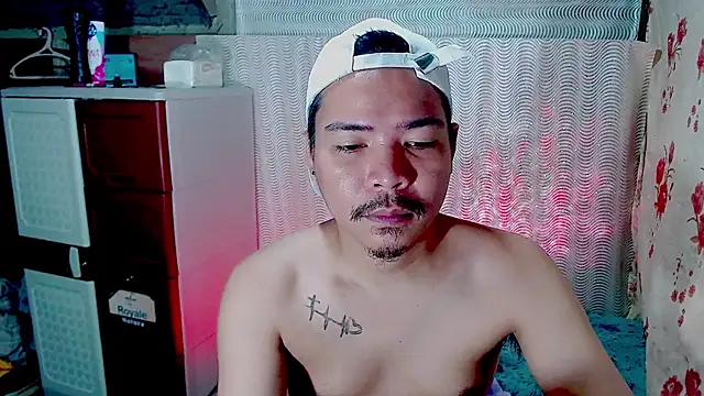 Snapshot of MANIACasianX chatting on October 17, 10:44 pm MANIACasianX online show from October 17, 10:44 pm