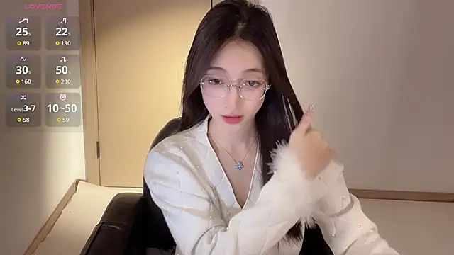 Seraphina-se online show from November 21, 8:30 pm