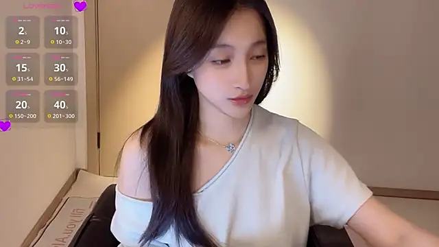 Seraphina-se online show from December 17, 6:02 pm