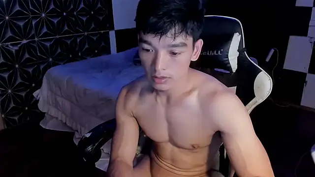 Snapshot of AsianHotBODYY chatting on September 20, 8:52 am AsianHotBODYY online show from September 20, 8:52 am
