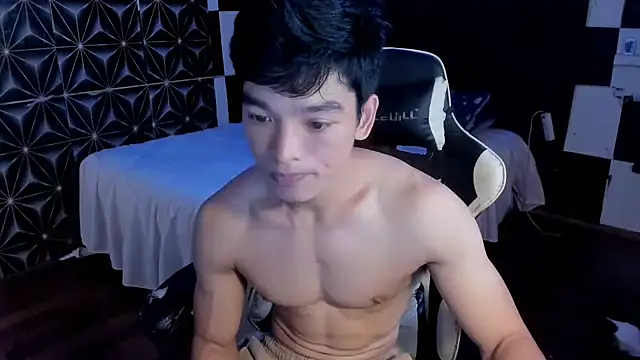 Snapshot of AsianHotBODYY chatting on October 7, 4:24 am AsianHotBODYY online show from October 7, 4:24 am