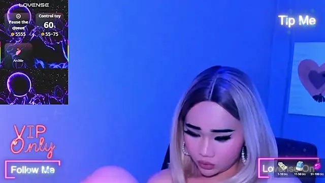 TriciaCumLoader online show from January 11, 8:27 pm