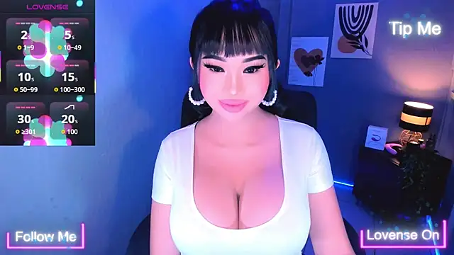 TriciaCumLoader online show from October 24, 1:15 am