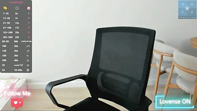MinaDiamondd online show from May 14, 4:53 am