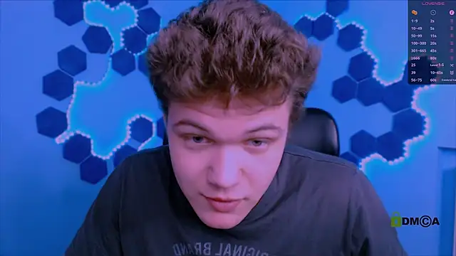 Snapshot of lucas_long_ chatting on November 25, 9:53 am lucas long online show from November 25, 9:53 am