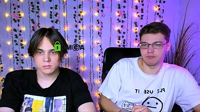 Snapshot of lucas_long_ chatting on October 4, 7:04 pm lucas long online show from October 4, 7:04 pm