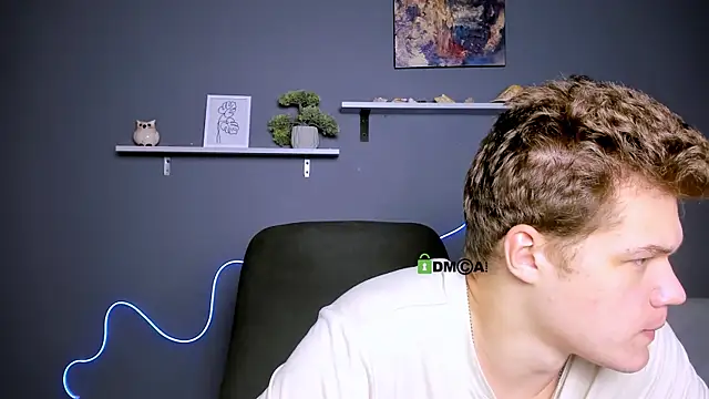 Snapshot of lucas_long_ chatting on September 25, 12:55 pm lucas long online show from September 25, 12:55 pm