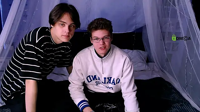 Snapshot of lucas_long_ chatting on September 16, 5:19 am lucas long online show from September 16, 5:19 am