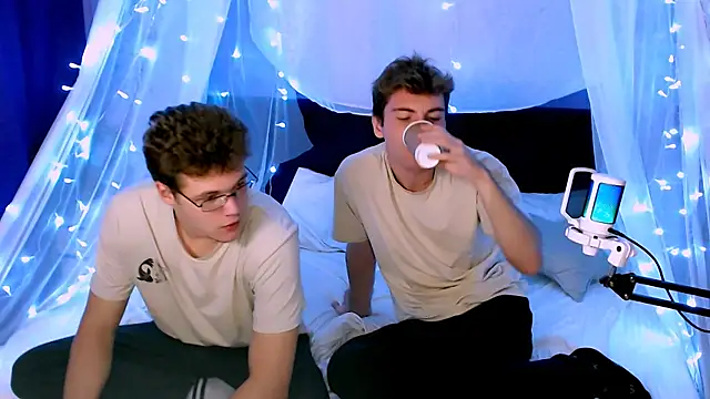 Snapshot of lucas_long_ chatting on September 20, 11:10 pm lucas long online show from September 20, 11:10 pm