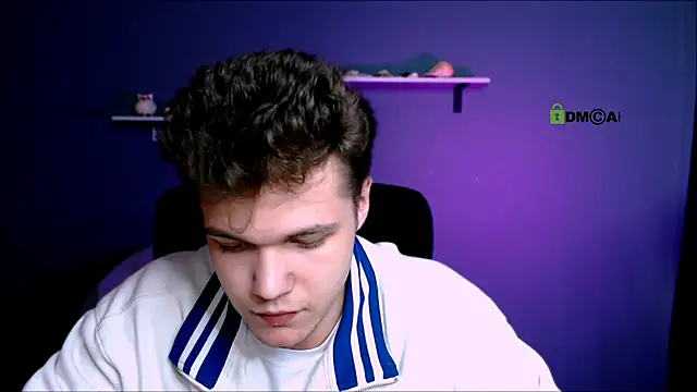 Snapshot of lucas_long_ chatting on November 14, 8:12 pm lucas long online show from November 14, 8:12 pm