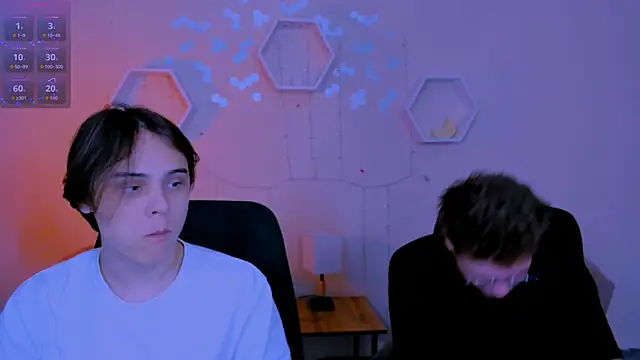 Snapshot of lucas_long_ chatting on November 8, 9:46 am lucas long online show from November 8, 9:46 am