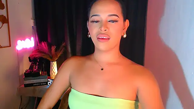 Lorainnelustts online show from November 30, 1:17 am