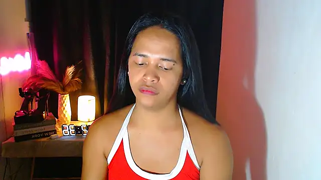 Lorainnelustts online show from December 2, 6:37 am