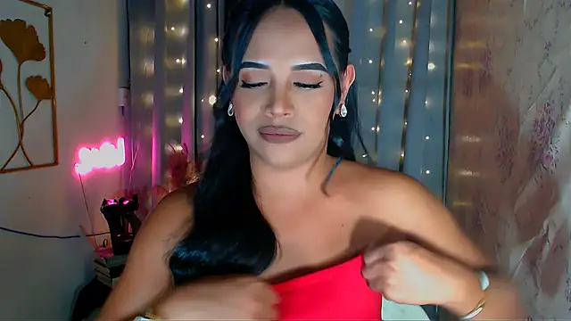 Lorainnelustts online show from February 14, 2:28 pm