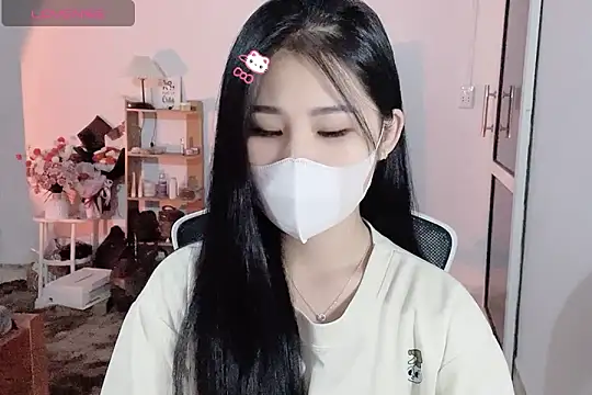 Snapshot of ___Daisy___ chatting on October 29, 2:38 pm Daisy online show from October 29, 2:38 pm