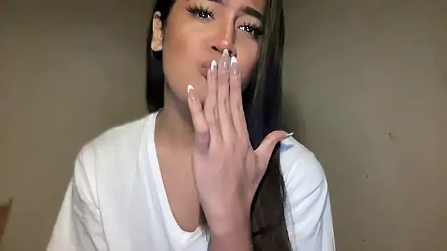 fallon empress143 online show from September 10, 4:11 am