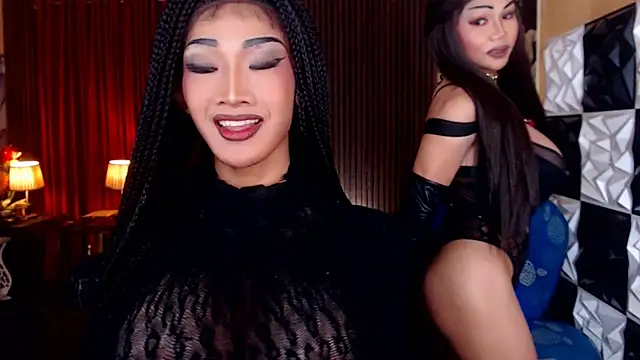 lhexiecollins online show from May 13, 7:32 pm